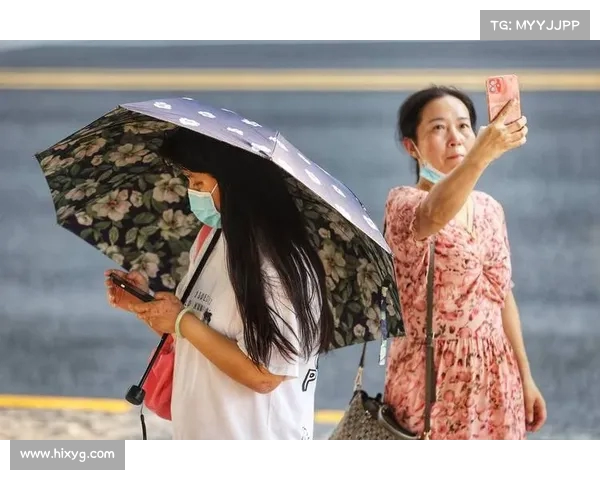 上海暴雨预警升级!高温三连击后,下周天气大转折 上海暴雨预警升级!高温三连击后,下周天气大转折